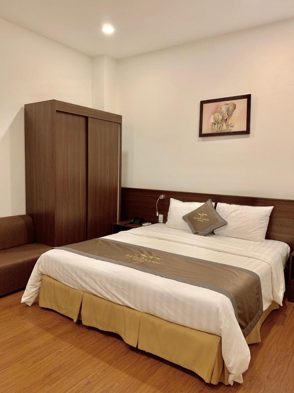 Hotel Bazan Xanh Buon Ma Thuot Exteriér fotografie