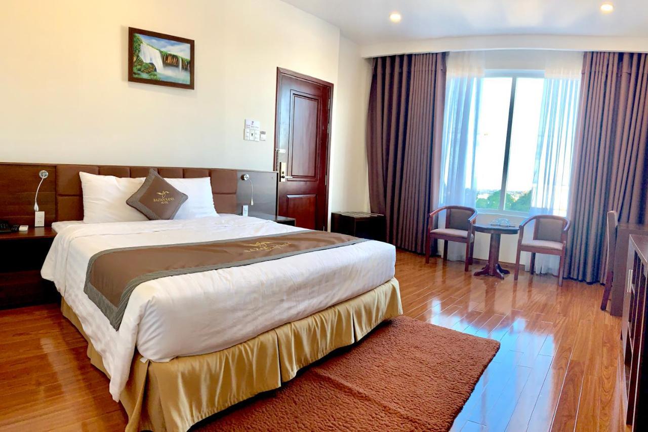 Hotel Bazan Xanh Buon Ma Thuot Exteriér fotografie